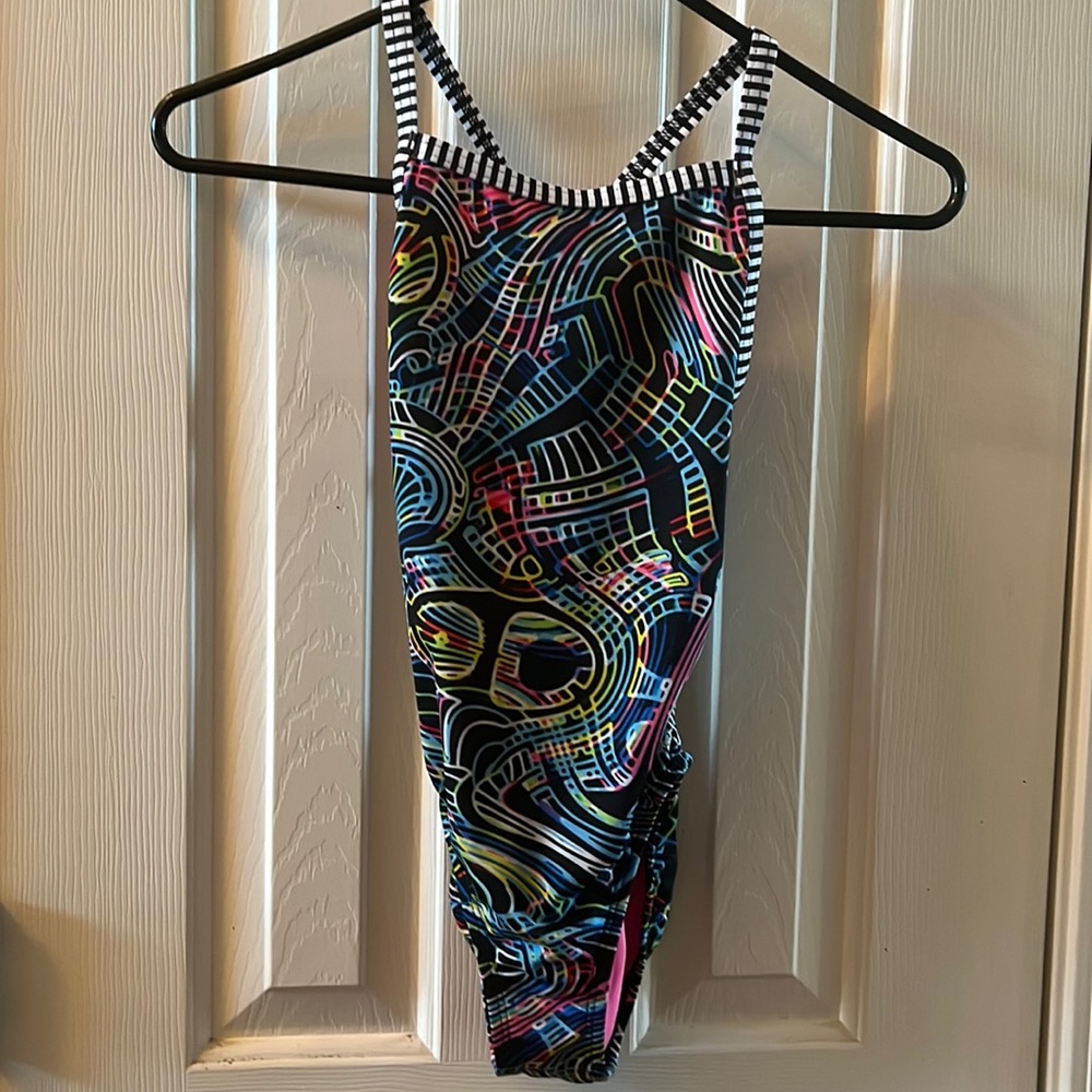 Dolfin girls swimsuit, size 30